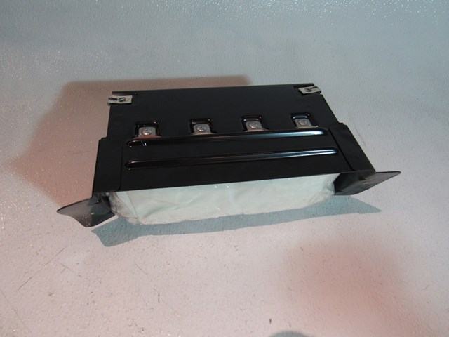 07  EQUINOX RH Passenger Dash  Bag  R17021