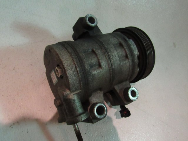 07  Chevy EQUINOX AC Compressor Assembly 25799913 R17077