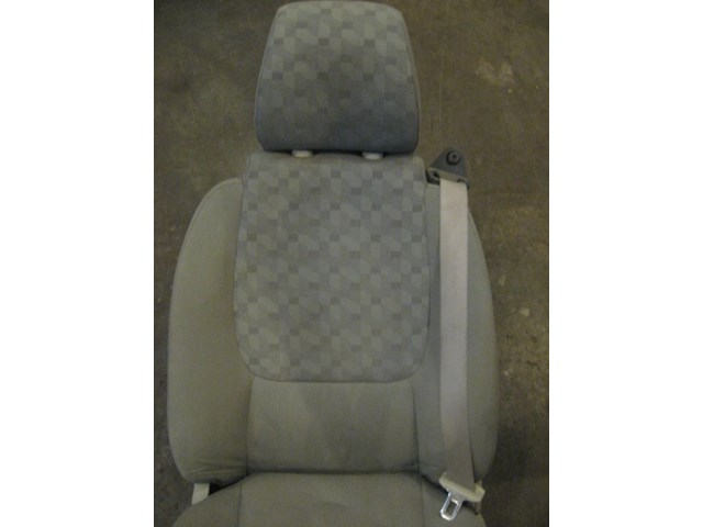 07  EQUINOX Front LH Cloth Seat /W Seat Belt  R17085