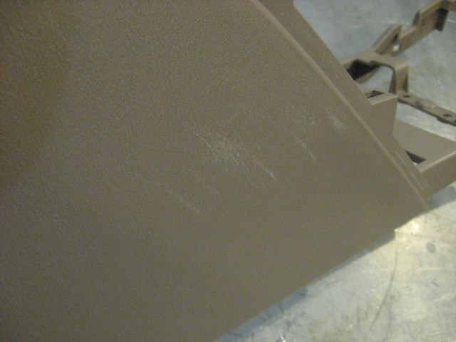 01 Subaru LEGACY Two Tone Center Console Assy  R17106