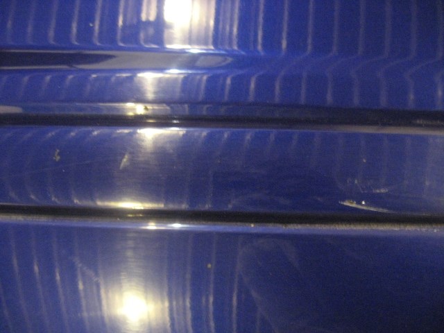 07  EQUINOX Rear LH Door Assembly -Dent  R17129