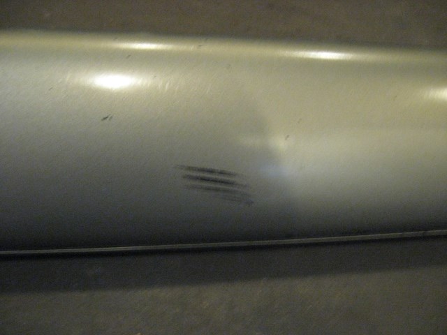 01 Subaru LEGACY Outback LH Driver Side Skirt  R17135