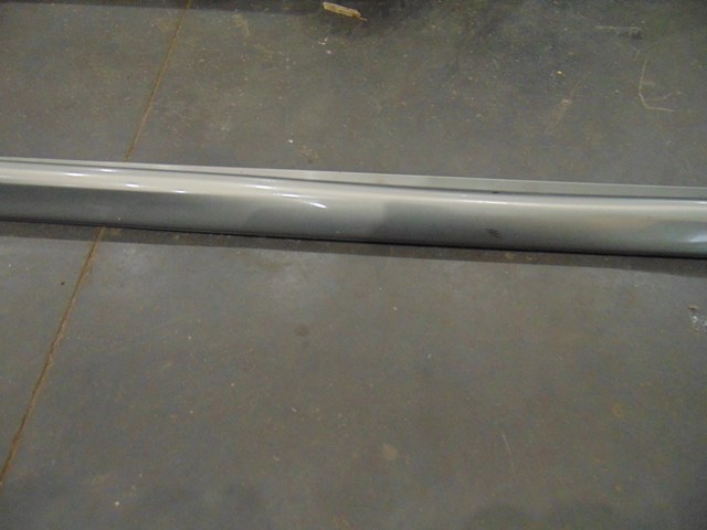 01 Subaru LEGACY Outback LH Driver Side Skirt  R17135