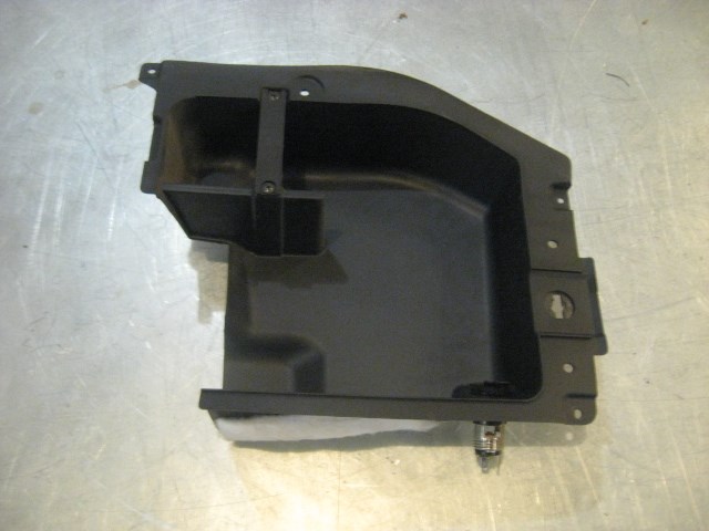 01 Subaru LEGACY Rear LH Driver Jack Trunk Trim  R17159