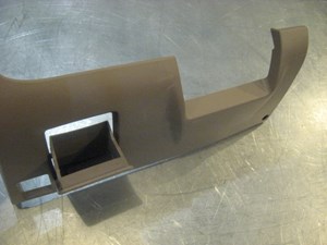 01 Subaru LEGACY Tan Under Steering Column Trim  R17185