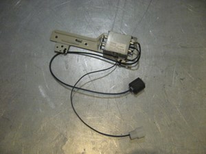 01 Subaru LEGACY Antenna Module /W Bracket  R17192