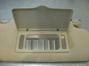 01 Subaru LEGACY Outback RH Interior Sun Visor  R17195