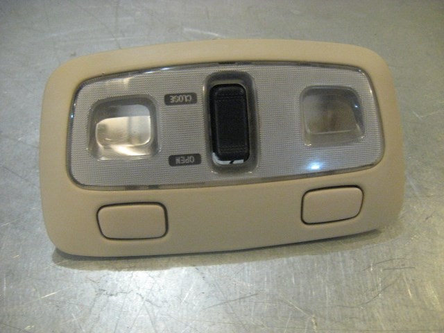 01 Subaru LEGACY Dome Lamp /W Sunroof Switch  R17196