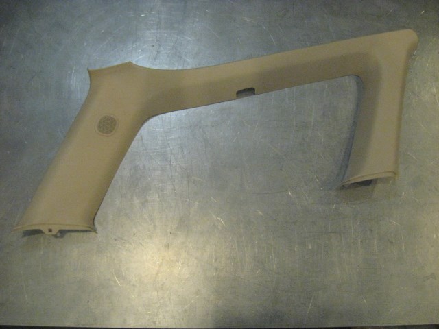 01 Subaru LEGACY Wagon LH Quarter Glass Trim Panel  R17230