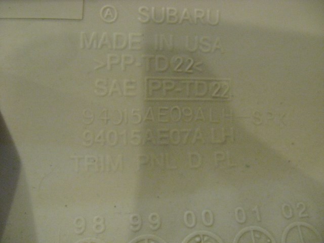 01 Subaru LEGACY Wagon LH Quarter Glass Trim Panel  R17230