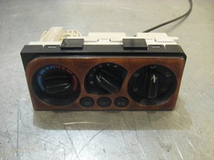 01 Subaru LEGACY Manual Temperature Control Assembly 72311AE068 R17251