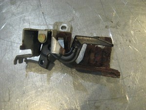 01 Subaru LEGACY Trunk Release Lever  R17274