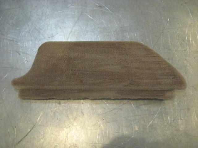 01 Subaru LEGACY Wagon Rear RH Carpet Trim  R17276