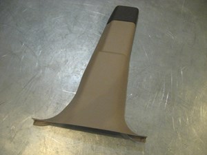 01 Subaru LEGACY RH Lower B Pillar Trim Panel 94042AE02A R17297