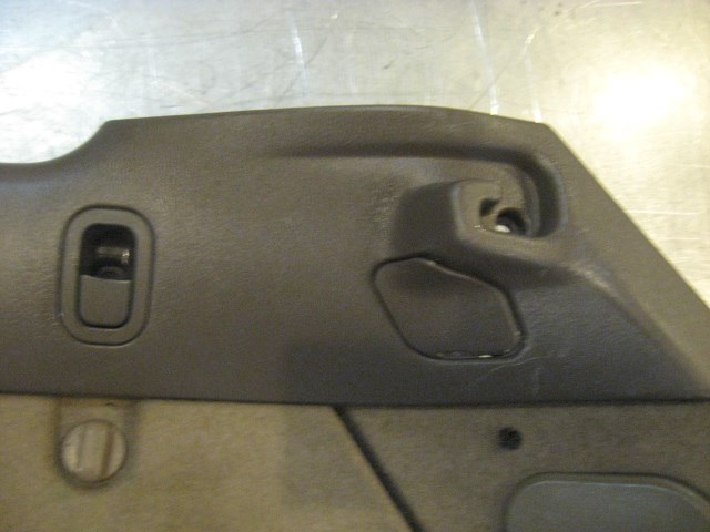 01 Subaru LEGACY Rear RH Quarter Panel Trim  R17300