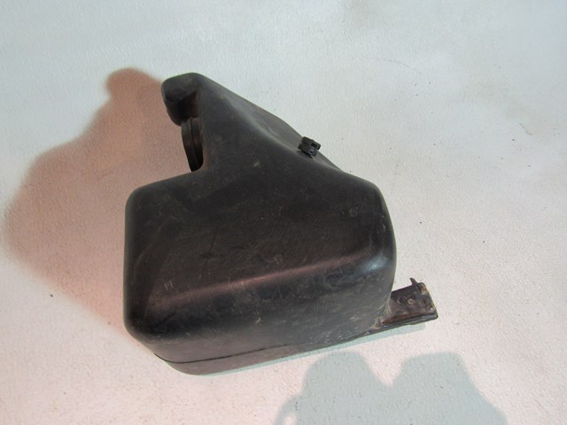 01 Subaru LEGACY Air Intake Resonator Tube  R17306