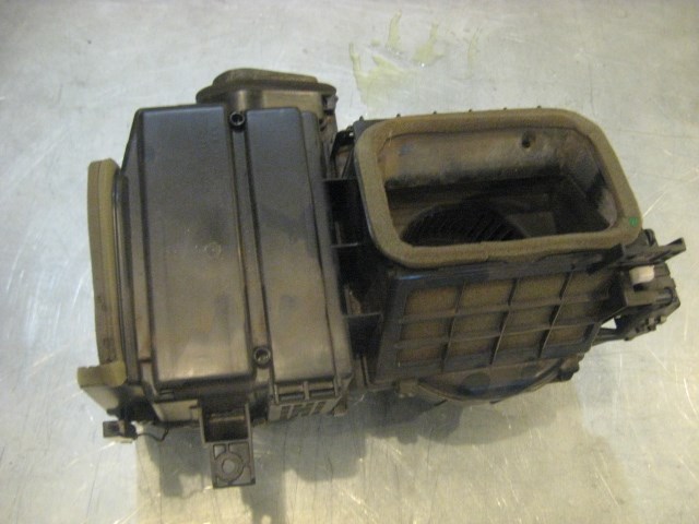 01 Subaru LEGACY Blower Motor / AC Evaporator 72210AE08A R17311