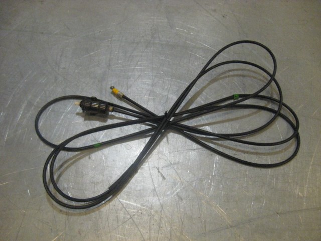 01 Subaru LEGACY Gas Lid Release Cable  R17332
