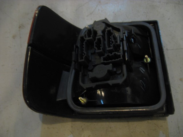96 Volkswagen JETTA RH Passenger Tail Lamp  R11127