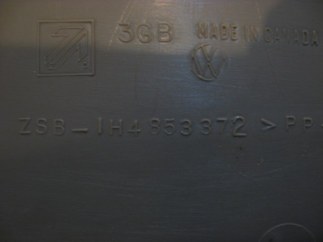 96 Volkswagen JETTA Rear RH Door Sill Plate 1H4 853 372 R11129