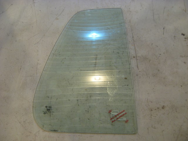 96 Volkswagen JETTA Rear RH Passenger Quarter Glass  R11132
