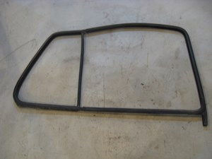 96 Volkswagen JETTA Rear RH Window Seal  R11138