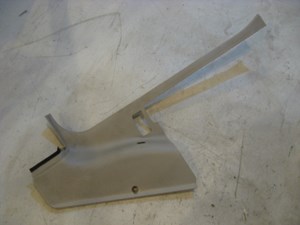 96 Volkswagen JETTA Front LH Driver Kick Panel 1H1 863 483 R11143