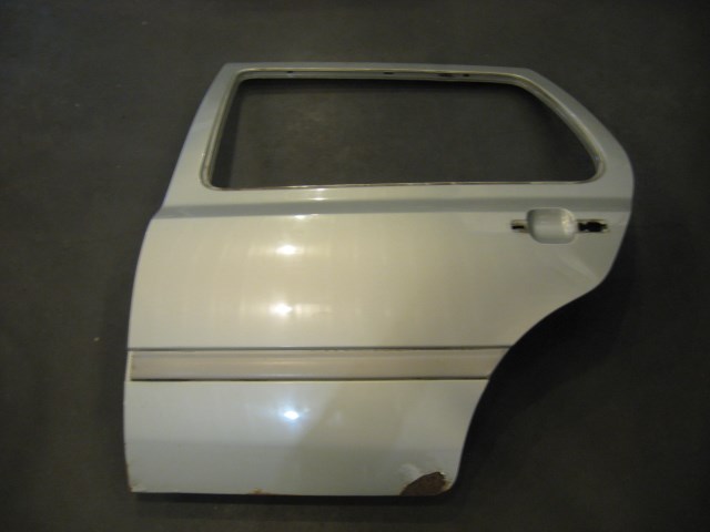 96 Volkswagen JETTA Rear LH Driver Door Assembly  R11149