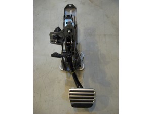 08 Infiniti G37 Brake Pedal Assembly  R11224