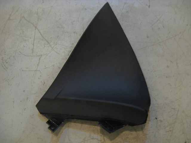 08 Infiniti G37 RH Passenger Kick Panel  R11255