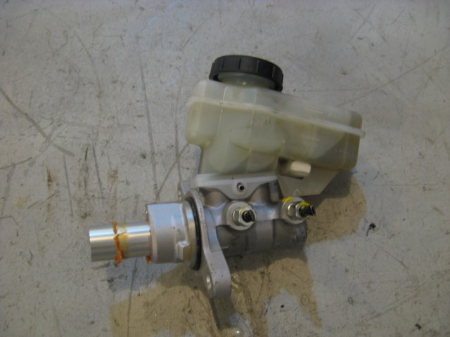 08 Infiniti G37 Brake Master Cylinder  R11315