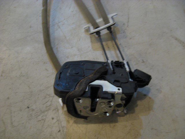 08 Infiniti G37 LH Driver Door Lock Actuator  R11328