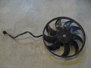 08 Infiniti G37 Cooling Fan R11329