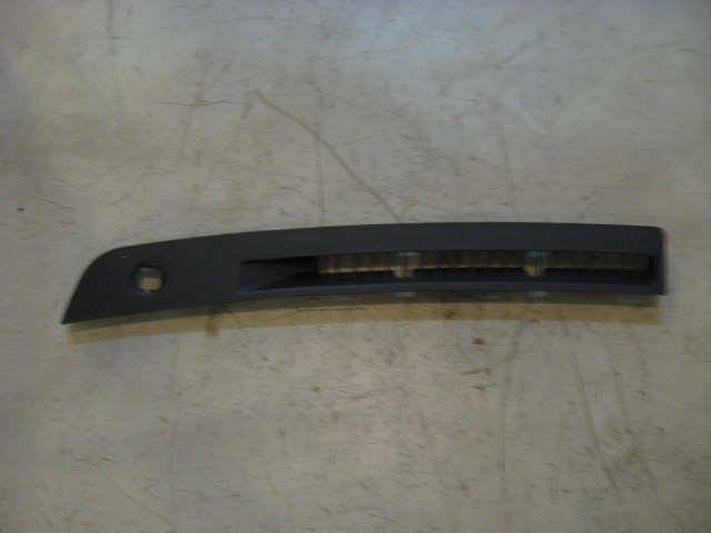 08 Infiniti G37 LH Driver Upper Dash Vent  R11335