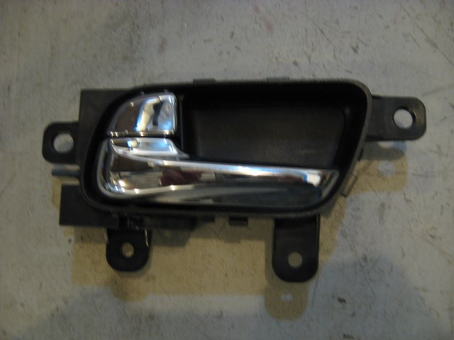 08 Infiniti G37 LH Driver Interior Door Handle  R11338