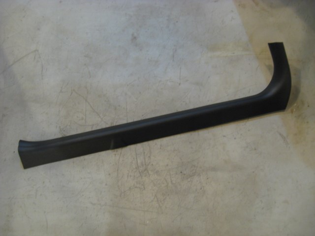 08 Infiniti G37 LH Driver Door Sill Trim Panel  R11357