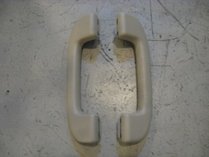 08 Infiniti G37 RH / LH Grab Handles  R11385