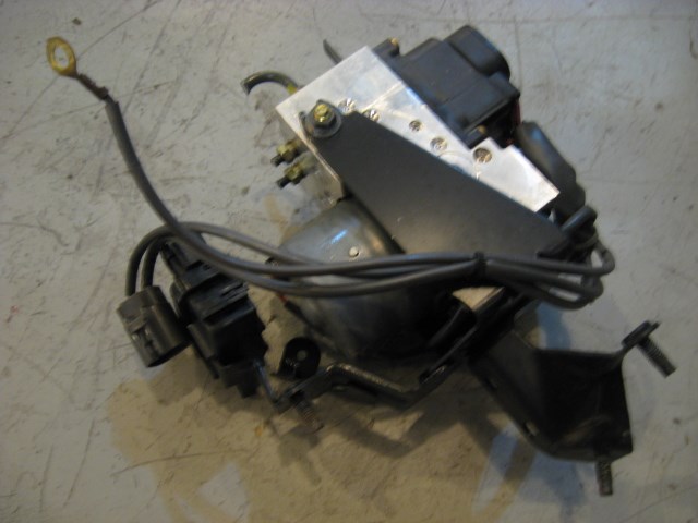 03 Infiniti G35 ABS Pump 47600 AM400 R11629