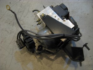03 Infiniti G35 ABS Pump 47600 AM400 R11629