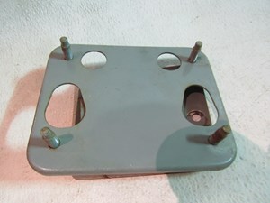 2003 Infiniti G35 Sedan Rear RH Bumper Bracket  R11638