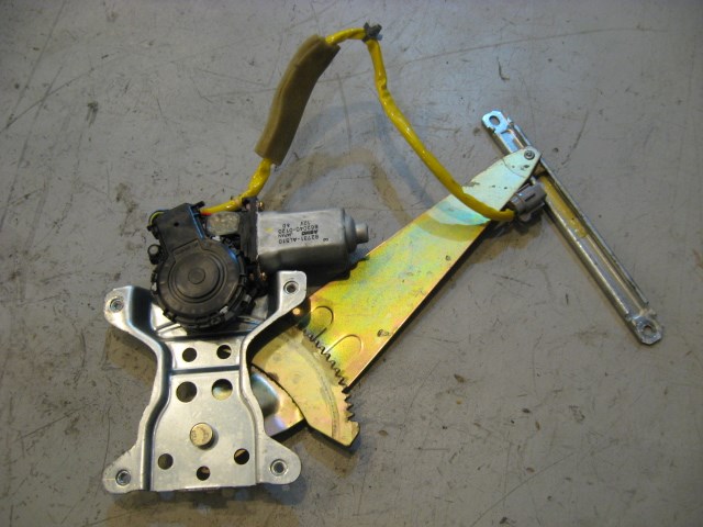 03 Infiniti G35 Rear LH Window Motor  R11655