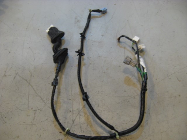 03 Infiniti G35 Rear LH Driver Door Harness 24126 AM605 R11669