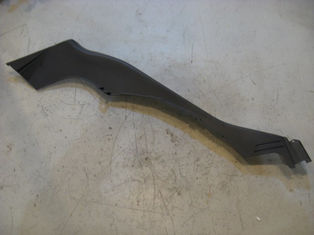 03 Infiniti G35 Rear LH Seat Finish Trim 76918 Al500 R11670
