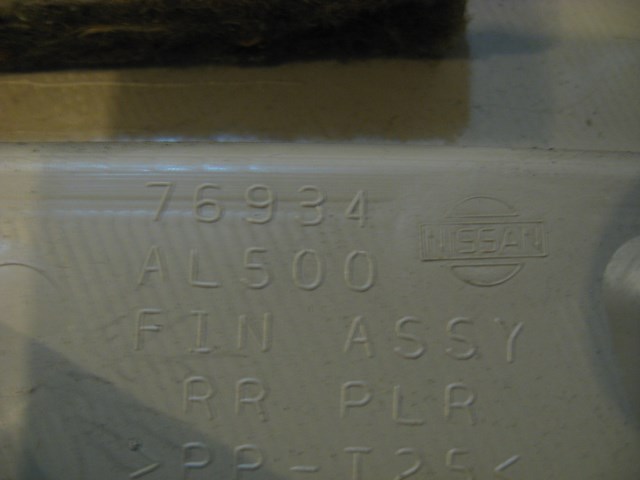 03 Infiniti G35 Rear RH C Pillar Trim 76934 AL500 R11714