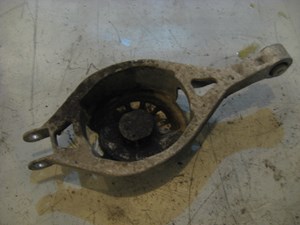 03 Infiniti G35 Rear LH Driver Spring Support  R11889