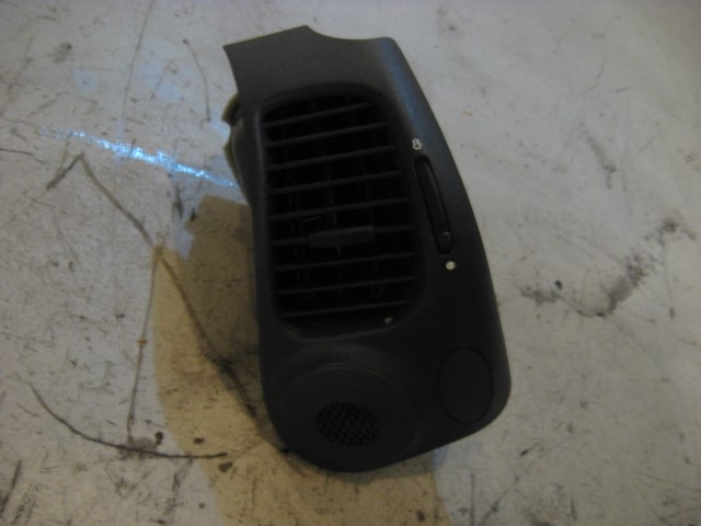 99 Porsche BOXSTER RH Passenger  Dash Vent  R11893