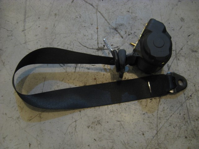 99 Porsche BOXSTER Front RH Passenger Seat Belt  R11908