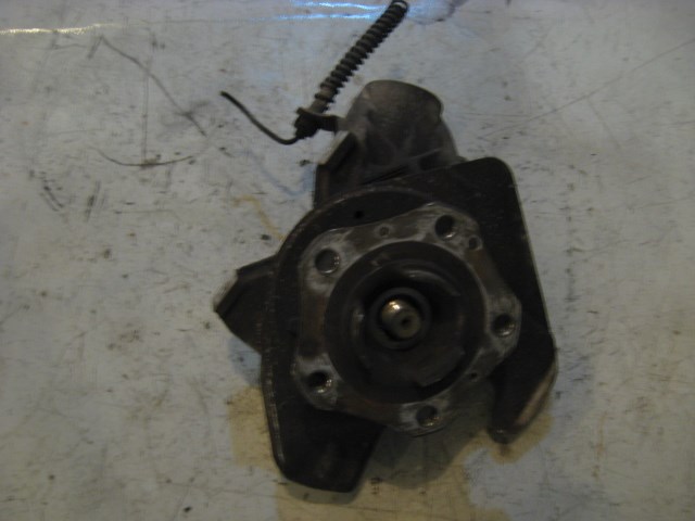 99 Porsche BOXSTER Front RH Passenger Spindle  R11909