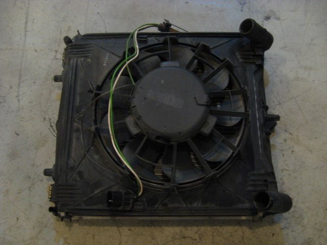 99 Porsche BOXSTER RH Passenger Radiator & Fan  R11934