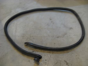 99 Porsche BOXSTER LH Driver Door Seal 986.537.075.01 R11946